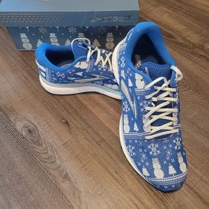 Brooks Revel 3 - Holiday Edition